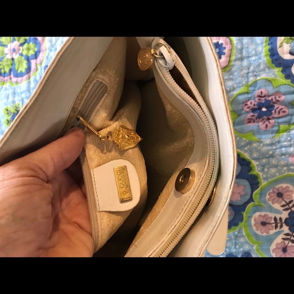 Authentic Gucci Bucket Bag - Picture 4 of 4